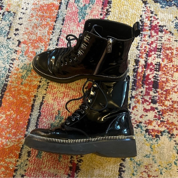 MICHAEL Michael Kors
Women's Haskell Platform Combat Boots 8 - Picture 1 of 7